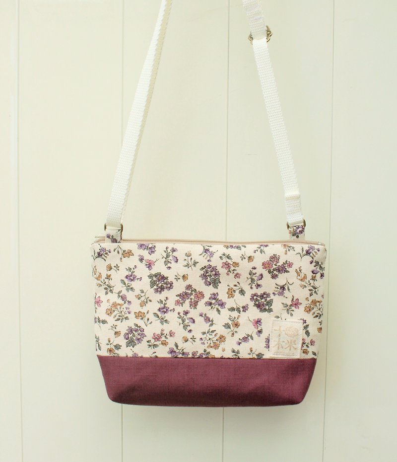 [Ten wooden meters. Lorenza] Lara messenger bag flat bags # Violet - Messenger Bags & Sling Bags - Other Materials Purple
