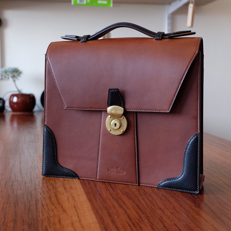 MILDY HANDS - Bag Briefcase - Briefcases & Doctor Bags - Genuine Leather Brown