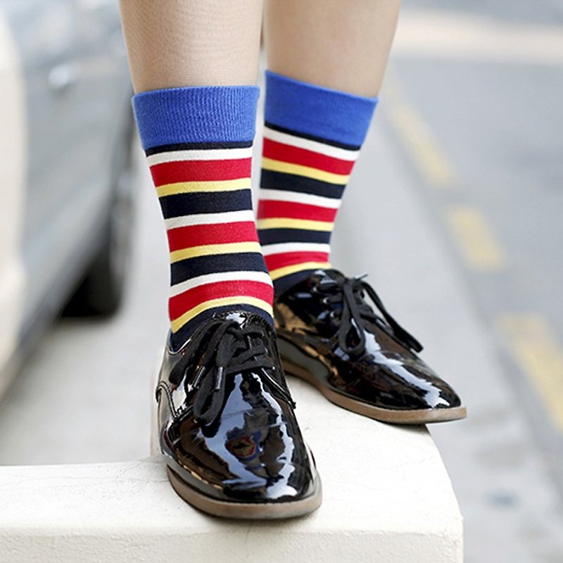 Striped series Azalea blue and red colored striped medium stockings (male/female) - ถุงเท้า - ผ้าฝ้าย/ผ้าลินิน สีแดง