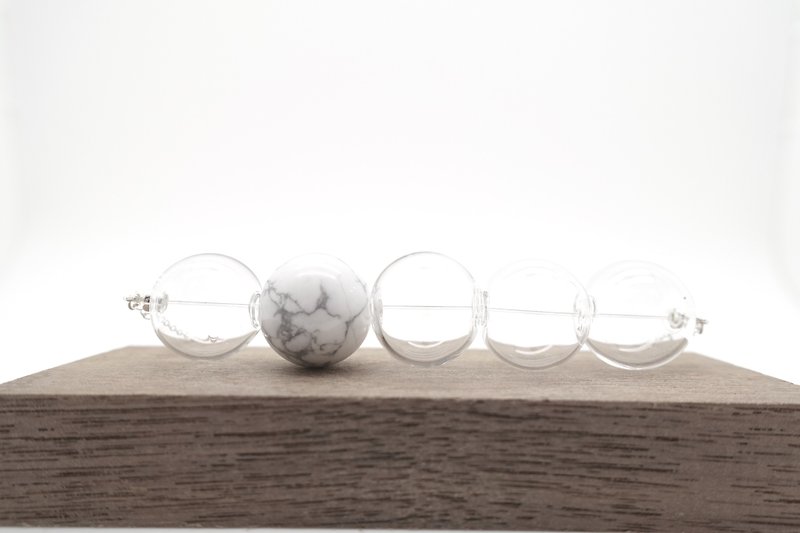 シルバーネックレスシンプルな透明のガラスビーズ/白い石を泡 - ネックレス - その他の素材 ホワイト