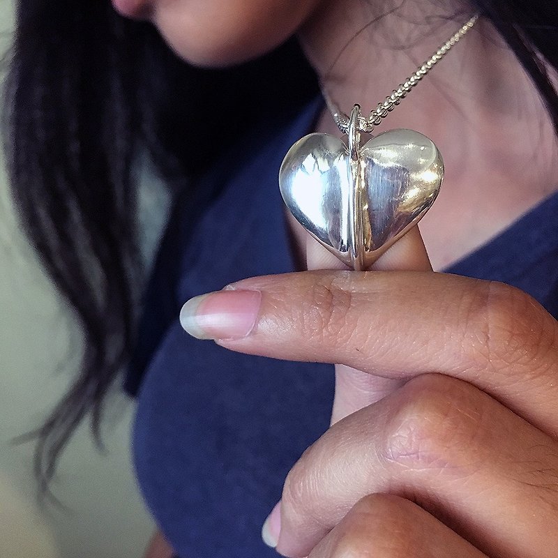 Heartbeat (sterling silver pendant necklace) ~ heart-shaped design like leaf veins, hand-made poems, love yourself and be happy - สร้อยคอ - เงินแท้ สีเงิน