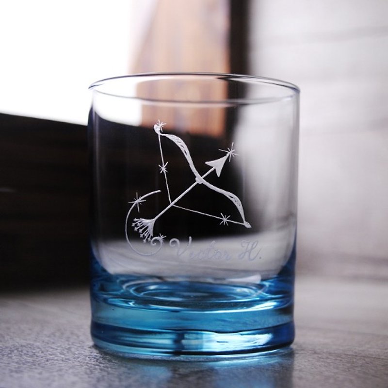 250cc【MSA雕刻人馬座】射手座的個性杯(11/22~12/21) 義大利 Bormioli Rococo刻字威士忌杯Sagittarius 客製化 - 酒杯/酒器 - 玻璃 藍色