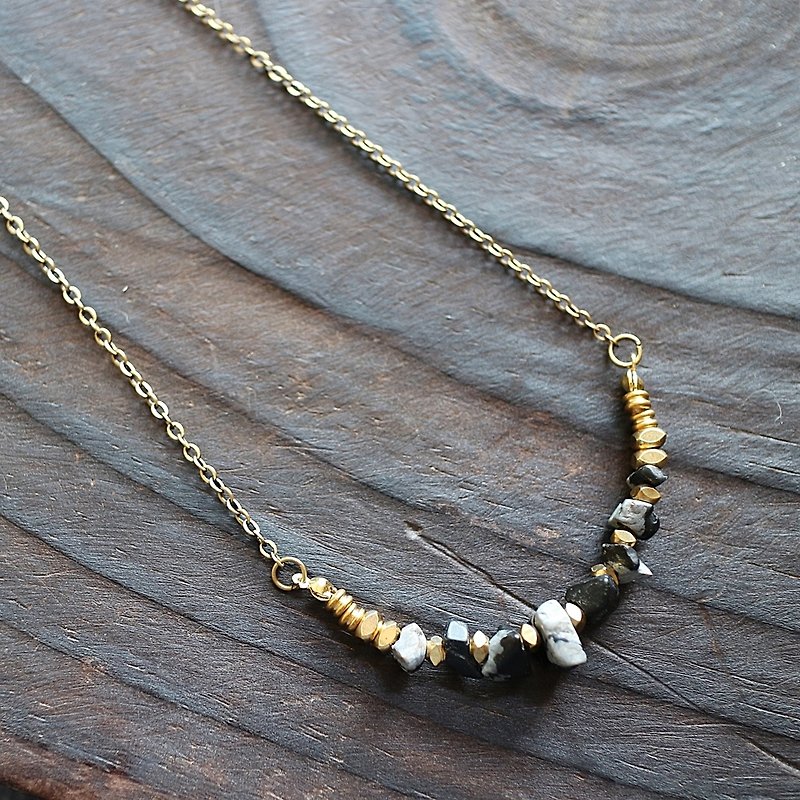 Muse natural wind series NO.110 black alabaster gravel brass necklace - Necklaces - Other Materials Black