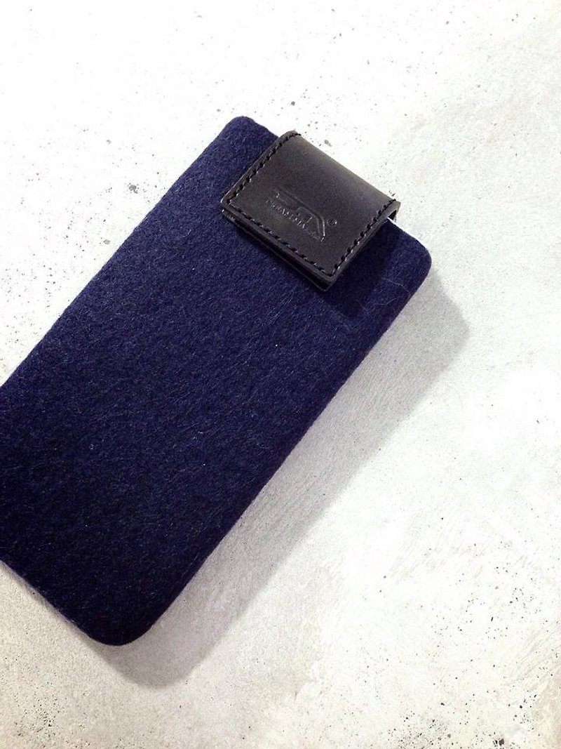 Cover seamless mobile phone bag trial 4.7-inch screen iphone12mini / 8 / 7/ SE - Phone Cases - Wool 