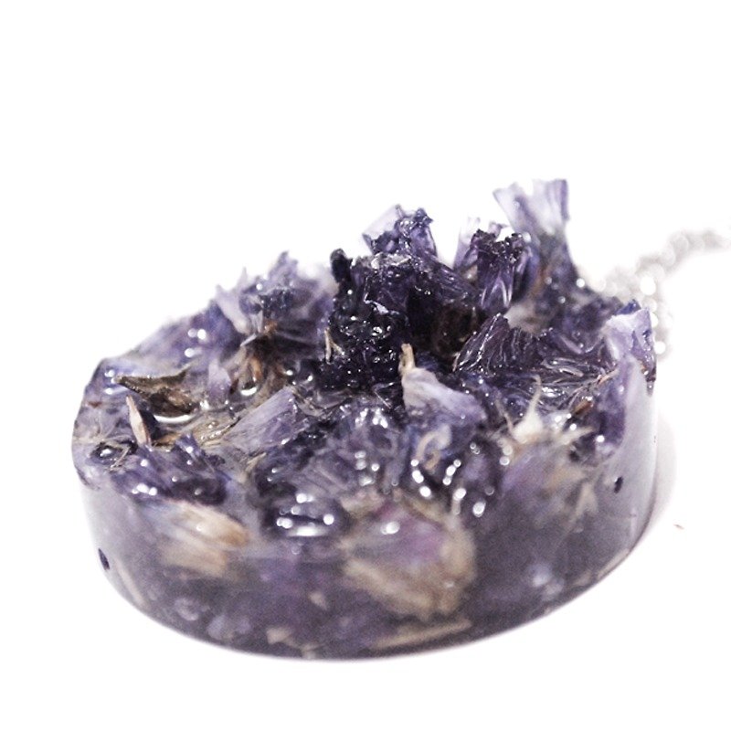 - Miss Flower Freak - Round necklace of dried flowers - purple &amp; purple flowers dried flowers and stars - "Out of The Box" three-dimensional series - Necklaces - Plants & Flowers Purple