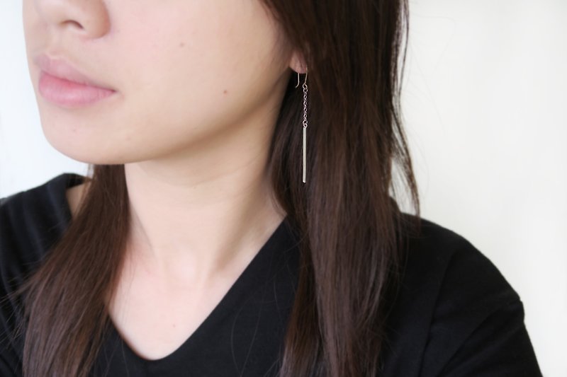 925 Silver Geometric asymmetrical rectangular earrings - ต่างหู - เงินแท้ สีเทา