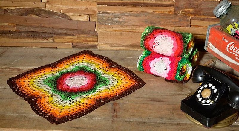 普普風手工編織毯 - 棉被/毛毯 - 其他材質 多色