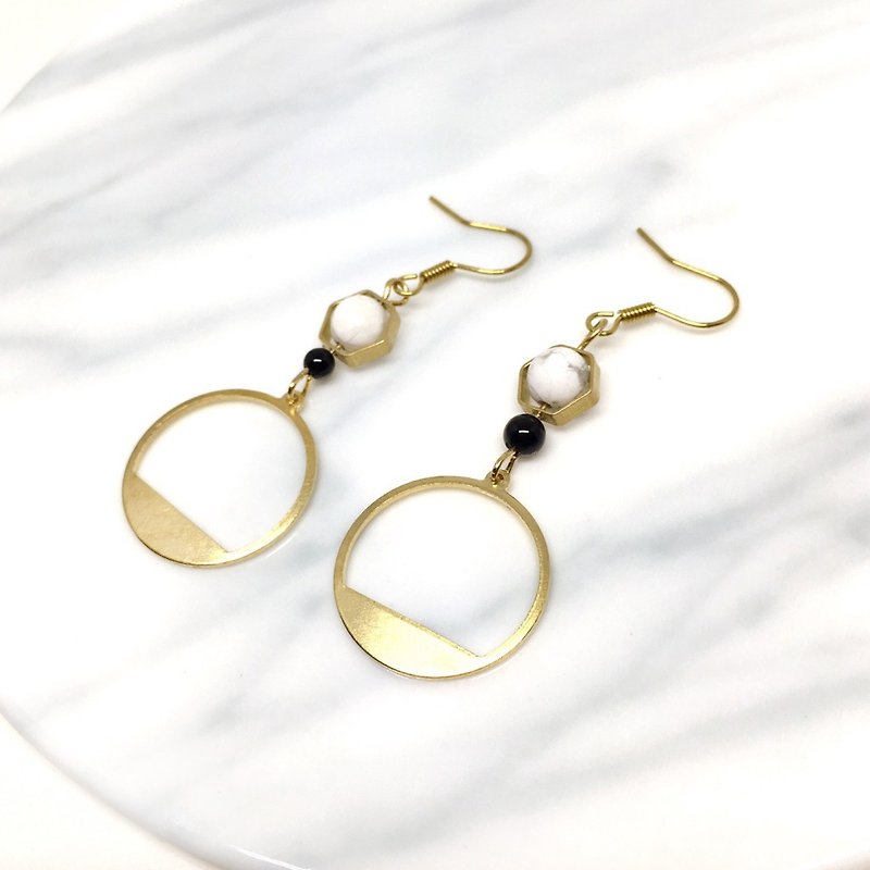 Hollow◆Brass Earrings-Natural stone /Gemstone / Brass / Bracelet Jewelry design - Earrings & Clip-ons - Gemstone Gold
