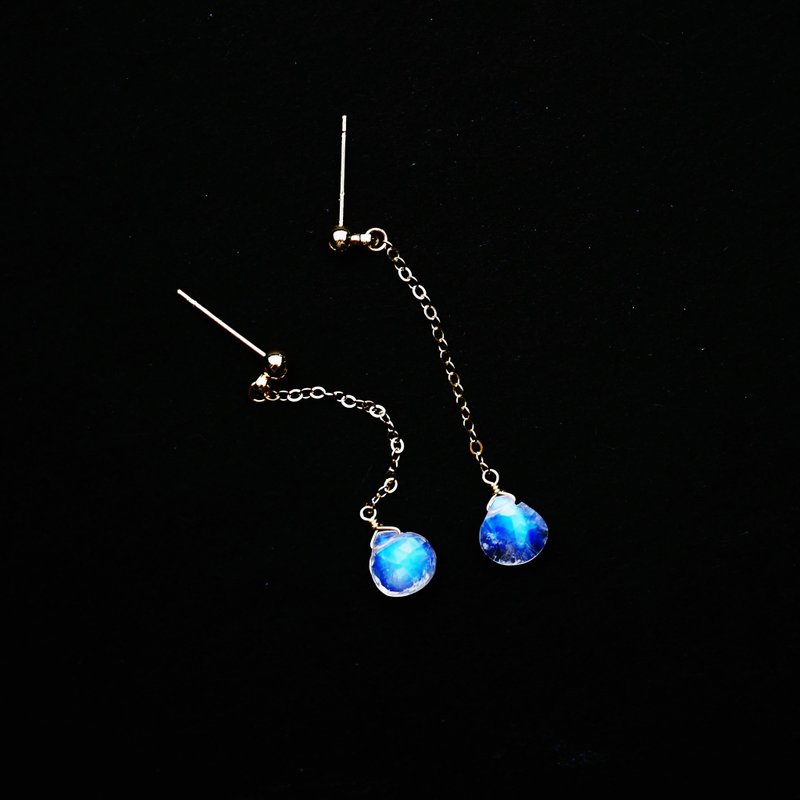 Strong Blue Natural Moonstone Earrings 14k Gold Minimalist Gift Strong Blue Natural Moonstone Earrings 14k Gold Minimalist Gift Stone Light Jewelry Translucent