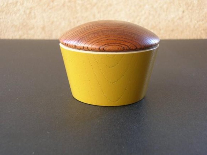 小さな蓋物 レモンイエロー - 碗 - 木頭 黃色