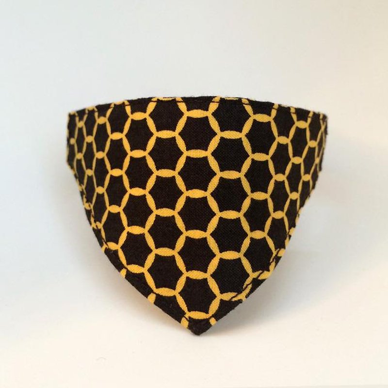 ★ honeycomb-ish ★ ring pattern and cats for bandana-style collar / corner there can (from kitten to adult cats) - Collars & Leashes - Cotton & Hemp Brown