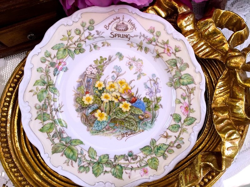 Anne ♥ crazy ♥ Royal Doulton Royal Doulton Antiquities - brier village "mouse moving spring edition ~ cake pan, dessert plate, fruit plate - จานเล็ก - วัสดุอื่นๆ สีเหลือง
