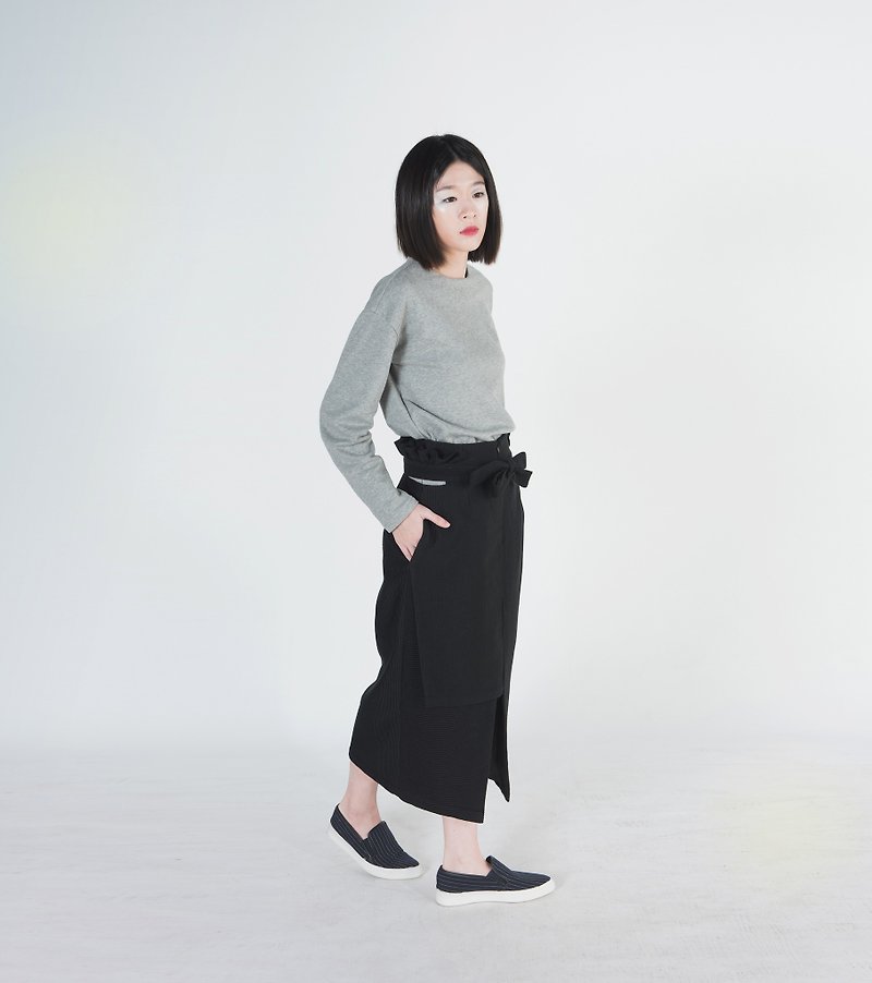 Karin Cutout Waistline Layered Wool Skirt(Deluxe Series) - Skirts - Other Materials Black