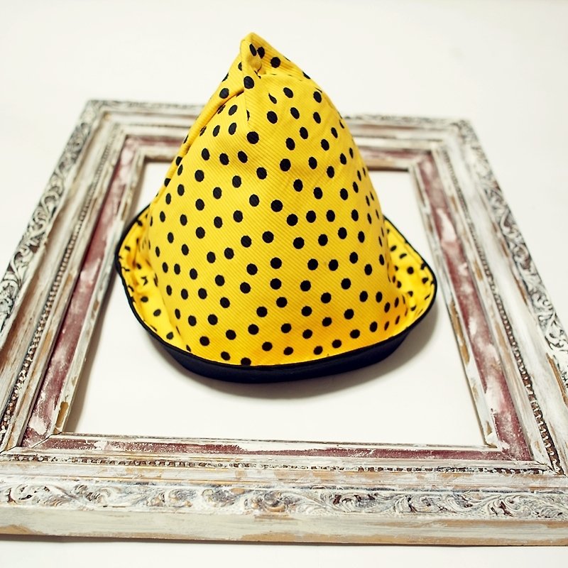 A MERRY HEART ♥ exclusive design wizard hat pumpkin yellow black specks - Hats & Caps - Other Materials Yellow