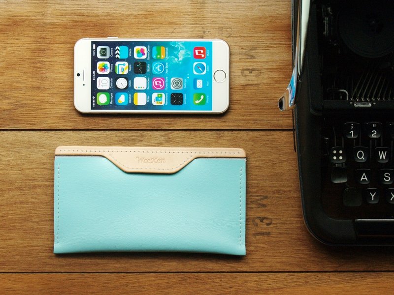 [ Weeken ]  Leather Case for iPhone 6/6S- Baby Blue - เคส/ซองมือถือ - หนังแท้ สีน้ำเงิน