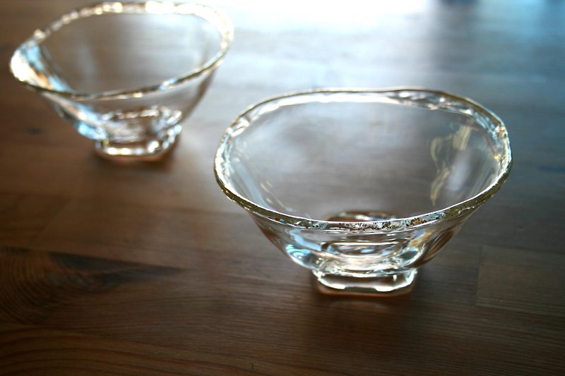 手工吹玻璃金箔四角碗 - 碗 - 玻璃 白色