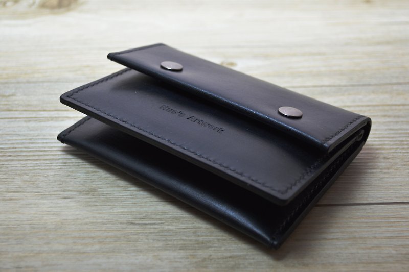 【kuo's artwork】 Hand stitched leather credit card wallet - Wallets - Genuine Leather Black