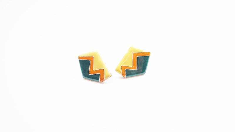 Vintage diamond pattern cloisonné enamel earrings (yellow green) - Earrings & Clip-ons - Other Metals Yellow
