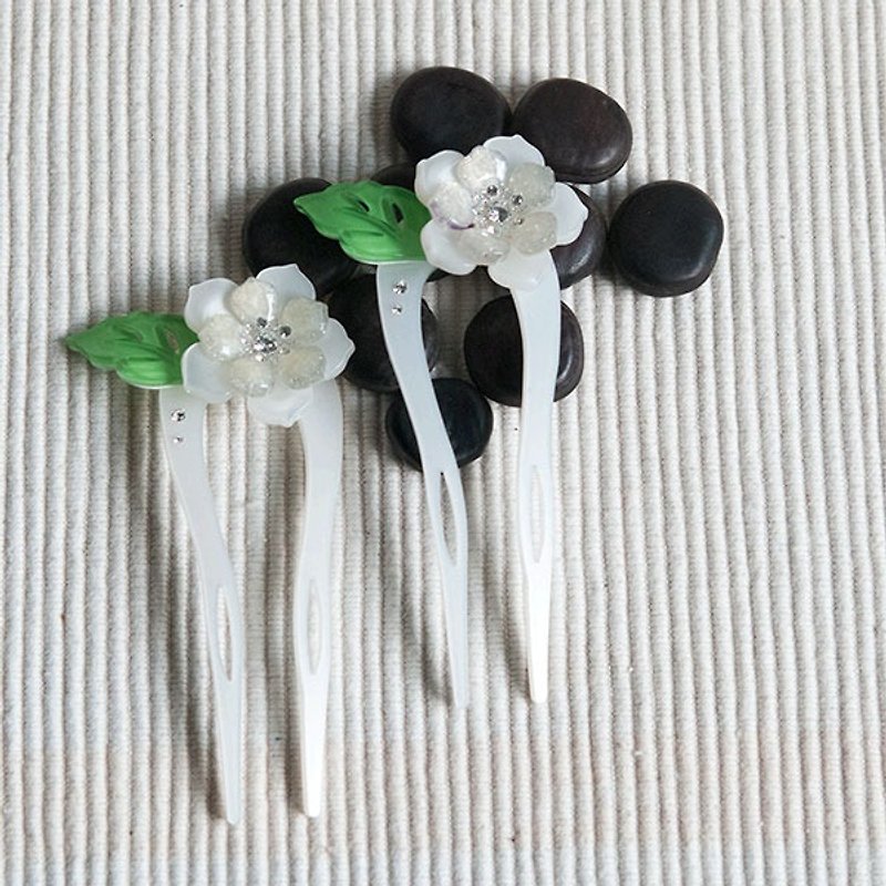 Colored flowers, U-shaped hairpin, hairpin, hairpin-white - Hair Accessories - Acrylic White