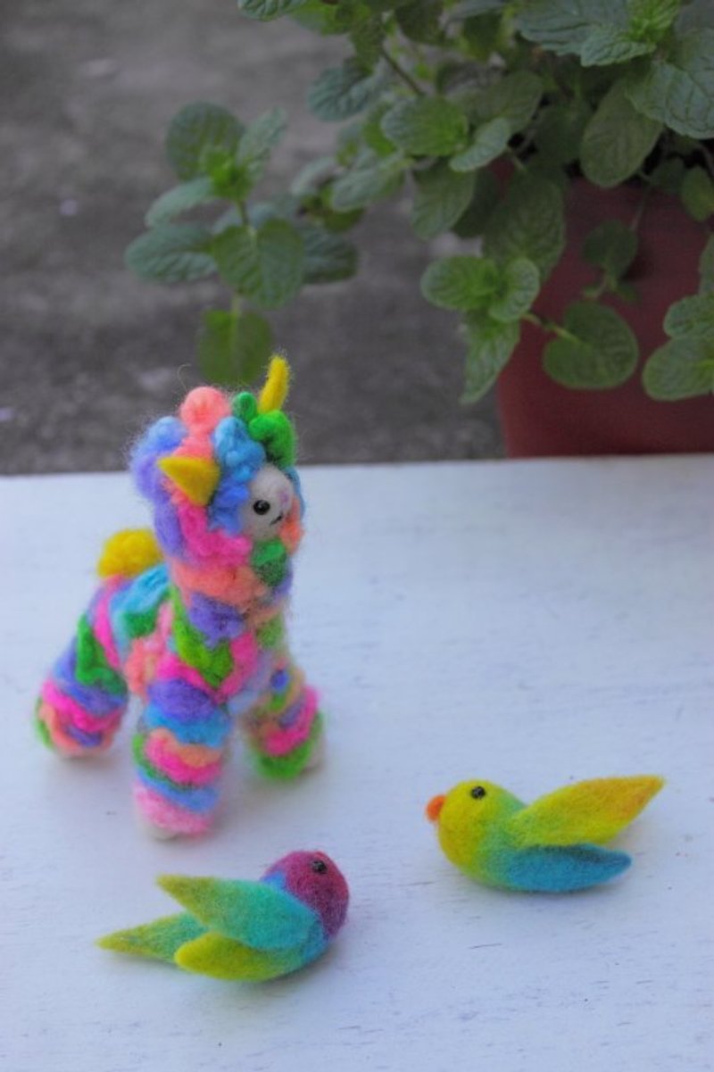 Alpaca (mud horse) doll fluorescent rainbow colors - ตุ๊กตา - ขนแกะ หลากหลายสี