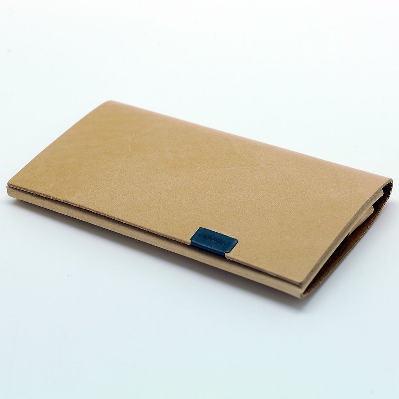 Handmade in Japan-made Shosa vegetable tanned leather business card holder/card holder – calf leather/beige - ที่เก็บนามบัตร - หนังแท้ 