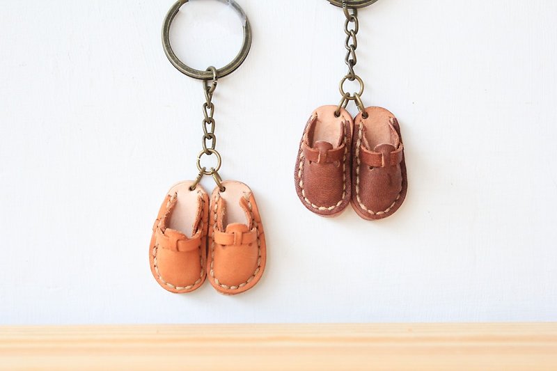 ▎Shekinah ▎ handmade leather - small Birkenstocks Charm (one pair) - Keychains - Genuine Leather Brown
