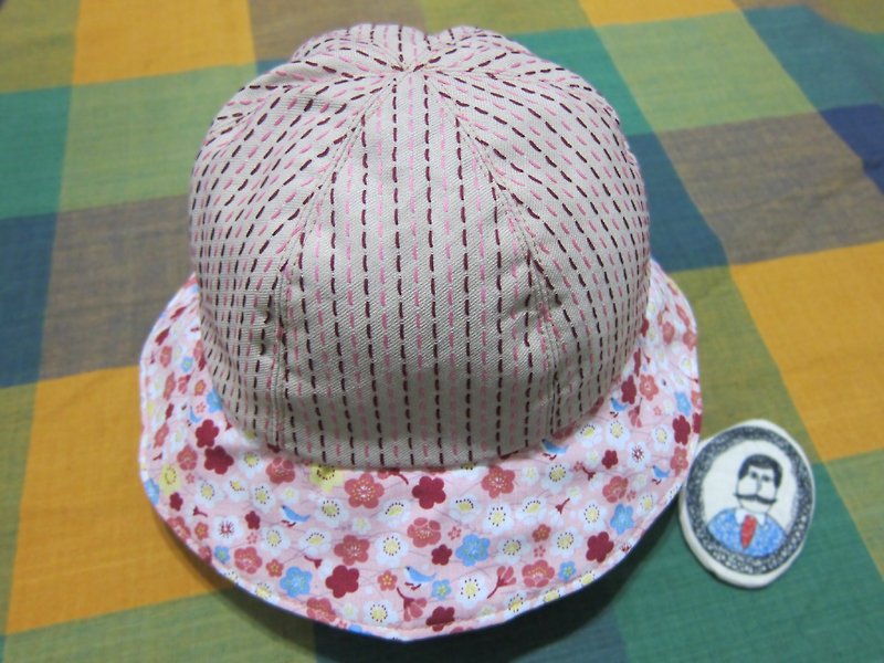 【Huarongyue Hat】Plum (double-sided can be worn) - หมวก - วัสดุอื่นๆ หลากหลายสี
