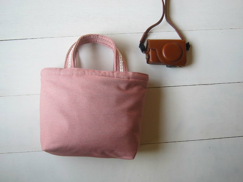 Lace Series - Danni Bu pink cowboy Small Tote - กระเป๋าถือ - วัสดุอื่นๆ หลากหลายสี