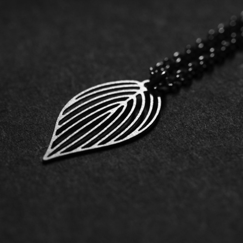 Leaf Leaf Pendant Necklace - Necklaces - Other Metals 