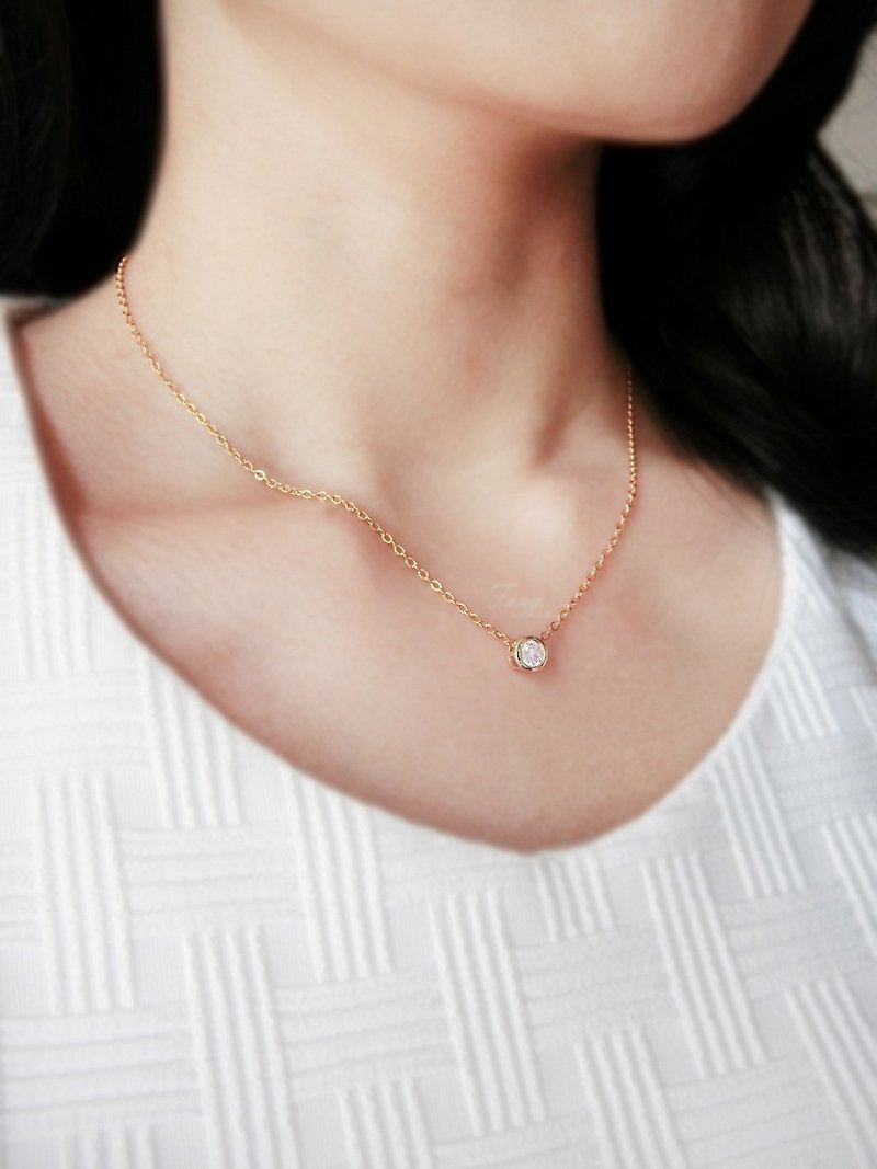 [Hollow hollow zircon] pearl necklace - Necklaces - Gemstone Gold