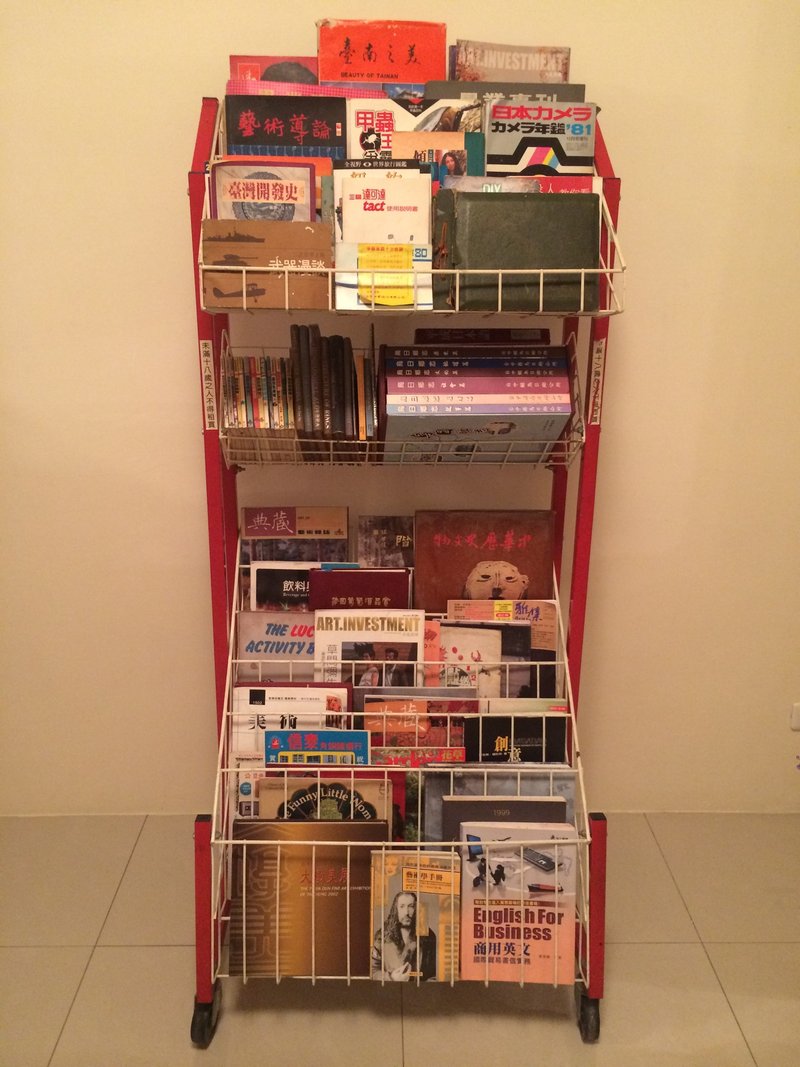 各式二手書工具書藝術文化語言設計創意文學心靈投資雜誌月刊典藏繪本插畫鄉村雜貨論文歷史黑膠咖啡攝影美食多肉文創園藝古著旅遊 - 刊物/書籍 - 紙 多色