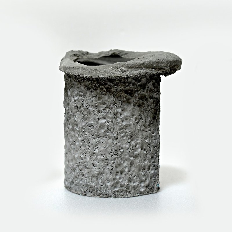 Cement flower. Pots. Pot (Asymmetric Series) - Other - Cement 