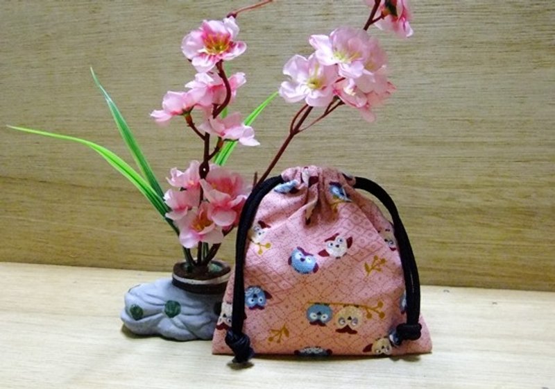 Owl (Pink) ‧ carry small objects beam port package - กระเป๋าเครื่องสำอาง - วัสดุอื่นๆ สึชมพู