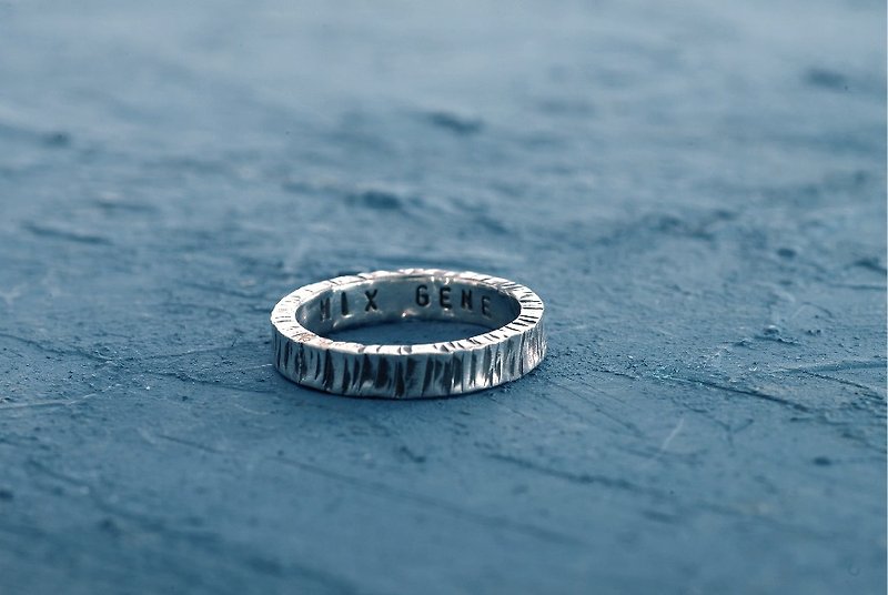 HAMMERED  Ring | 999 silver - แหวนทั่วไป - โลหะ สีน้ำเงิน