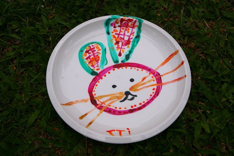 手工彩繪兔兔瓷盤 - 碟子/醬料碟 - 其他材質 白色