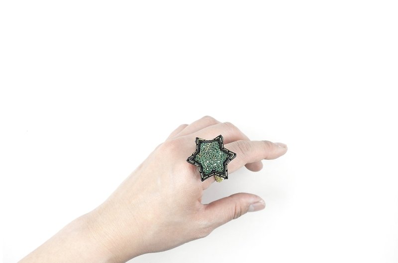 SUE BI DO WA-Handmade leather and hand-woven star ring (green)-Leather mix with yarn Star Ring - General Rings - Genuine Leather Green