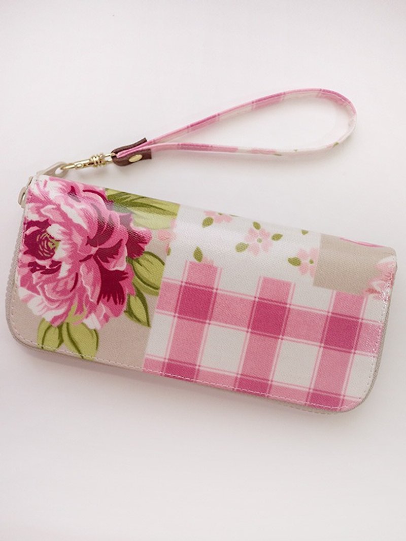 【Mother's Day】. Pink collage flowerbed. Waterproof long clip/wallet/wallet/coin purse - Wallets - Waterproof Material Pink