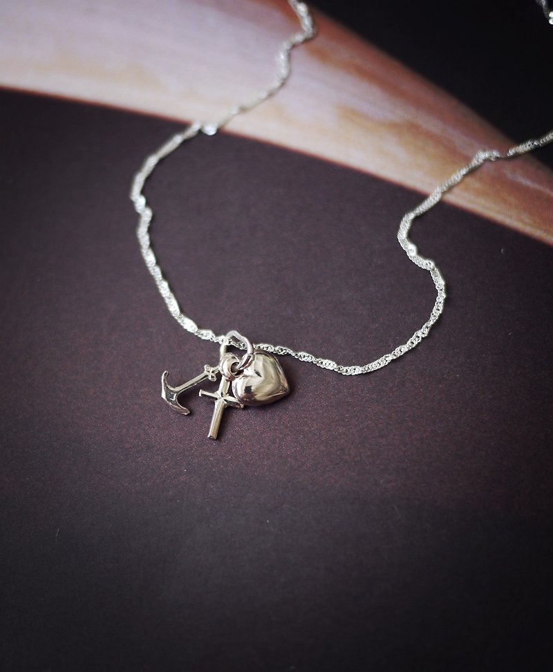 MUFFëL 925 Silver Sterling Silver Series-Faith, Hope and Love Simple Clavicle Necklace - Necklaces - Sterling Silver Gray