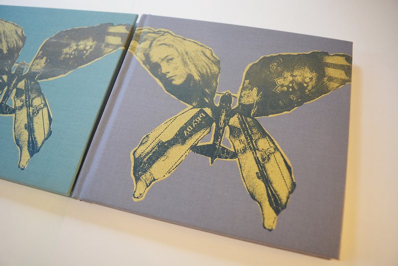 MBmore Calendar Notebook Artist Series-Golden Butterfly - สมุดบันทึก/สมุดปฏิทิน - กระดาษ สีเทา