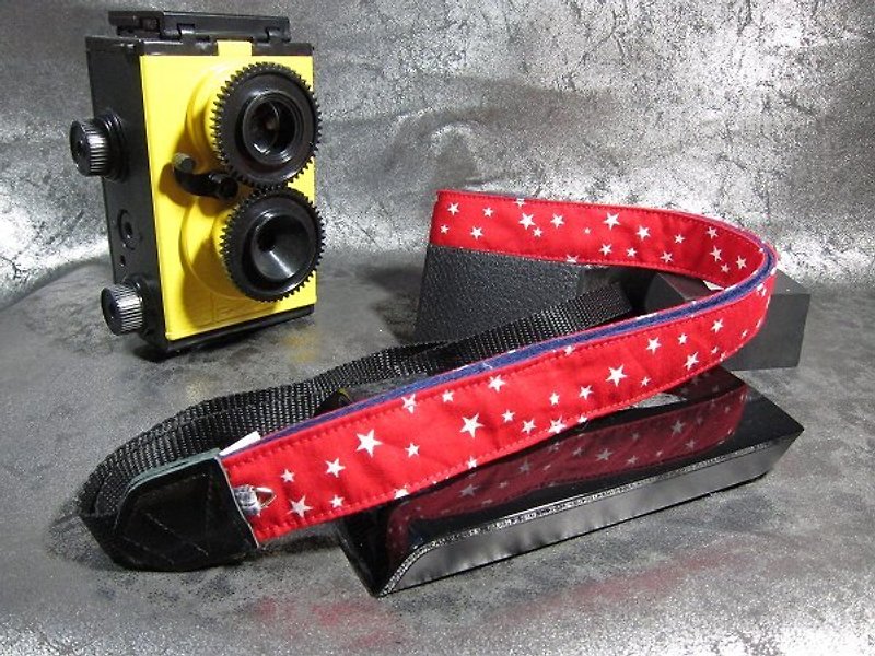 " starry " diastolic pressure Ukulele camera strap Camera Strap - ที่ใส่บัตรคล้องคอ - วัสดุอื่นๆ สีแดง