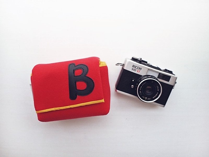 hairmo. Simple camera bag - red (changed to no letter version) - กระเป๋ากล้อง - วัสดุอื่นๆ สีแดง