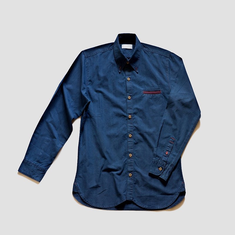 Er are "INDIGO indigo wash plain long-sleeved shirt." - Men's Shirts - Cotton & Hemp Blue