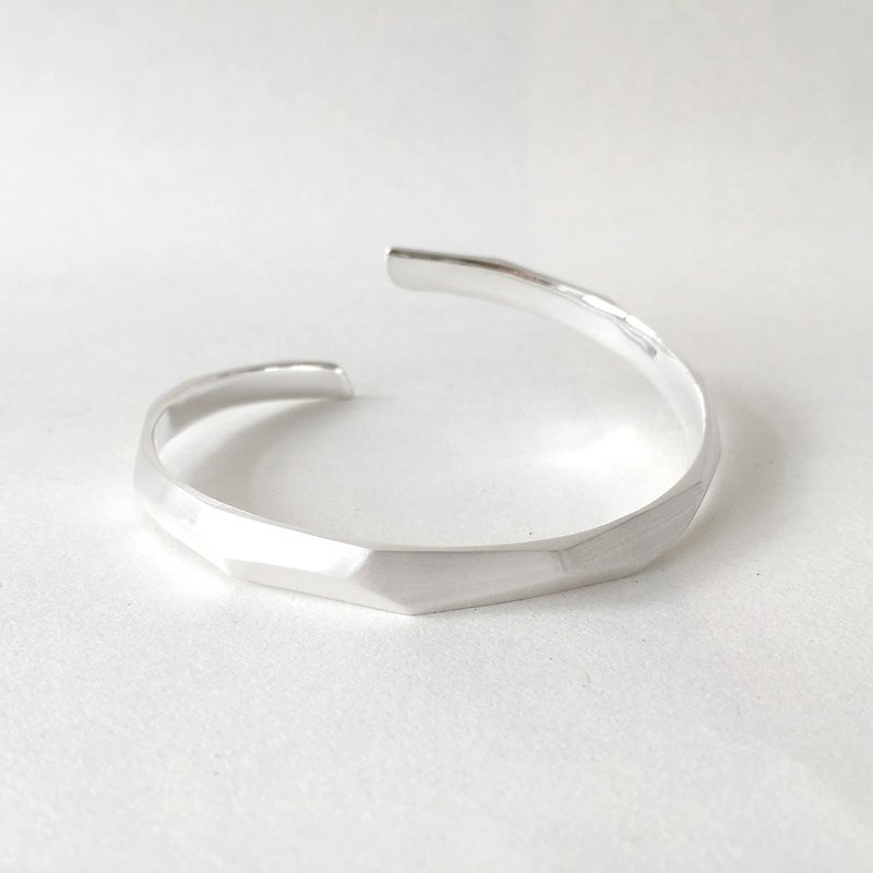 Minimalist S925 Silver irregular multi-faceted geometric plain Silver bracelet handmade couple bracelet - สร้อยข้อมือ - เงินแท้ สีเงิน