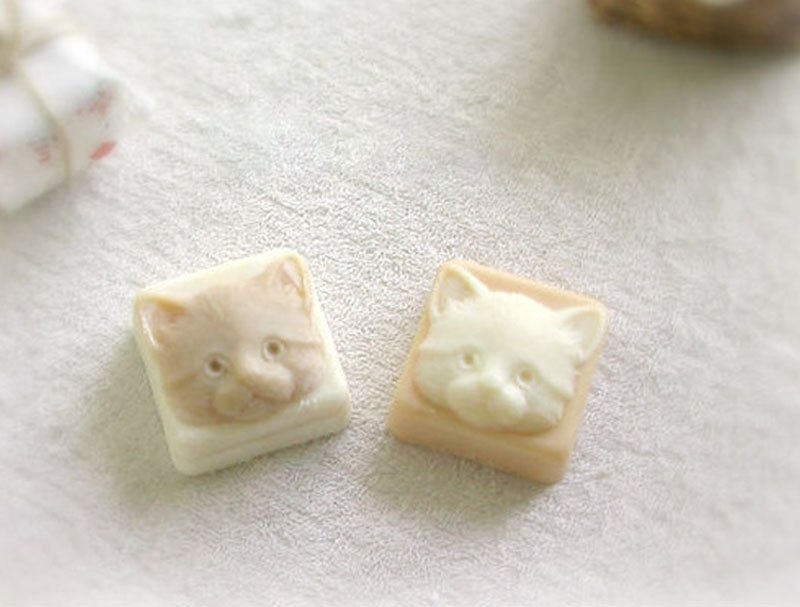 Cat‧Handmade soapWedding small objectsBirthday giftsPet giftsChristmas giftsExchange giftsNew Year gifts - Soap - Plants & Flowers Multicolor