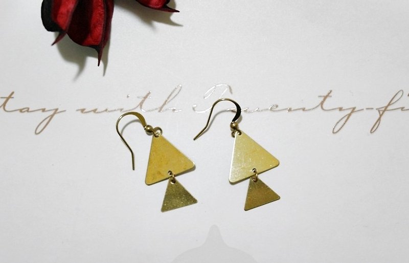 純黃銅<三角風潮>-勾式耳環 #歐美風格 #時尚 - 耳環/耳夾 - 銅/黃銅 金色