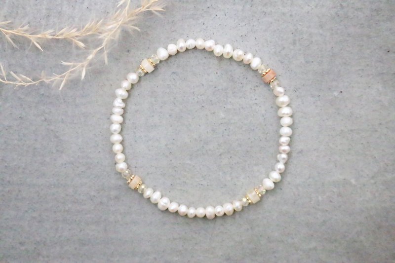 <☞ HAND IN HAND ☜> amazonite - Ni Hao Mei bracelet (0640) - Bracelets - Gemstone White