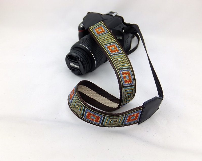 相機背帶 個性客製 可印字 真皮拼接 刺繡花紋  民族風022 - 相機帶/腳架 - 紙 金色
