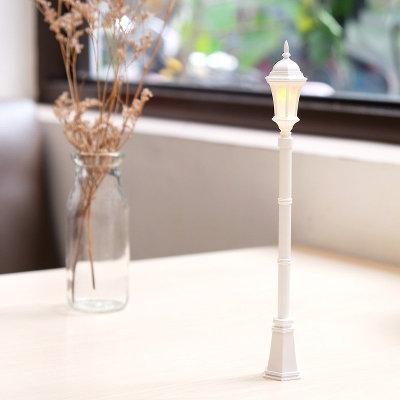 TAISO Microbial Series - Miniature Classic Street Light Pen - Pearl White - อุปกรณ์เขียนอื่นๆ - พลาสติก 