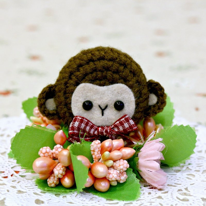 little monkey. Telescopic pull tab. ID holder - ID & Badge Holders - Other Materials 