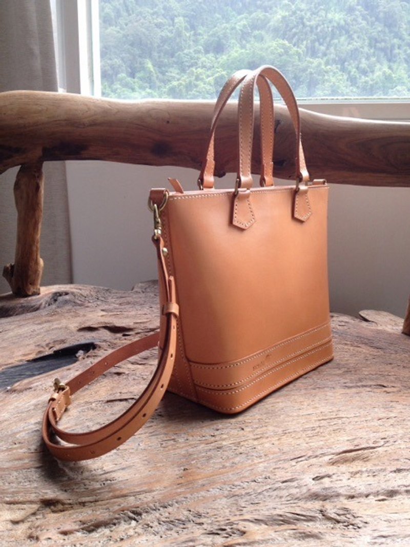 Classic portable shoulder bag - Messenger Bags & Sling Bags - Genuine Leather 